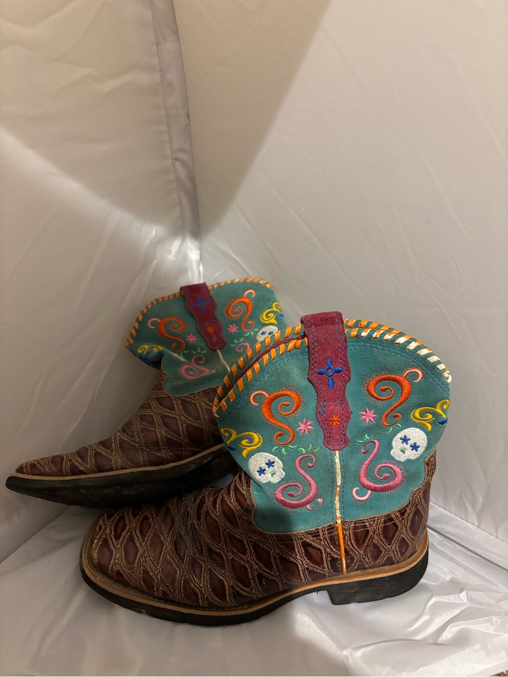 Kids Ariat Brown Leather Western Boots with Turquoise Embroidered Cuf